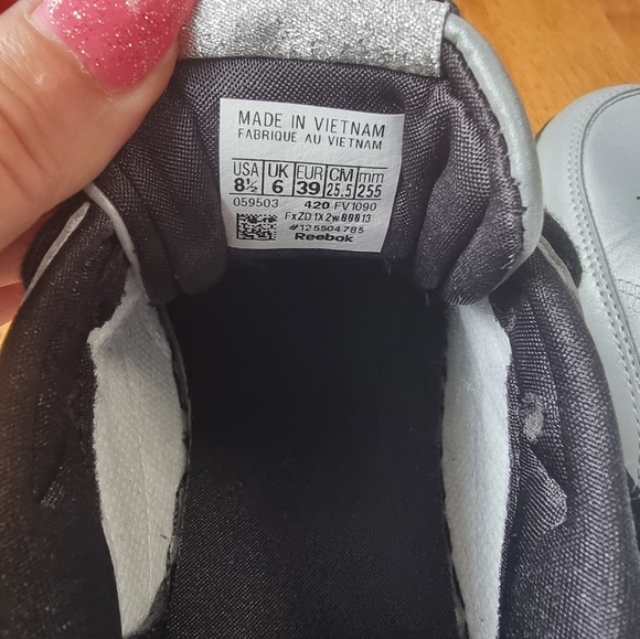 Reebok Silver Running Shoes - Picture 10 of 11